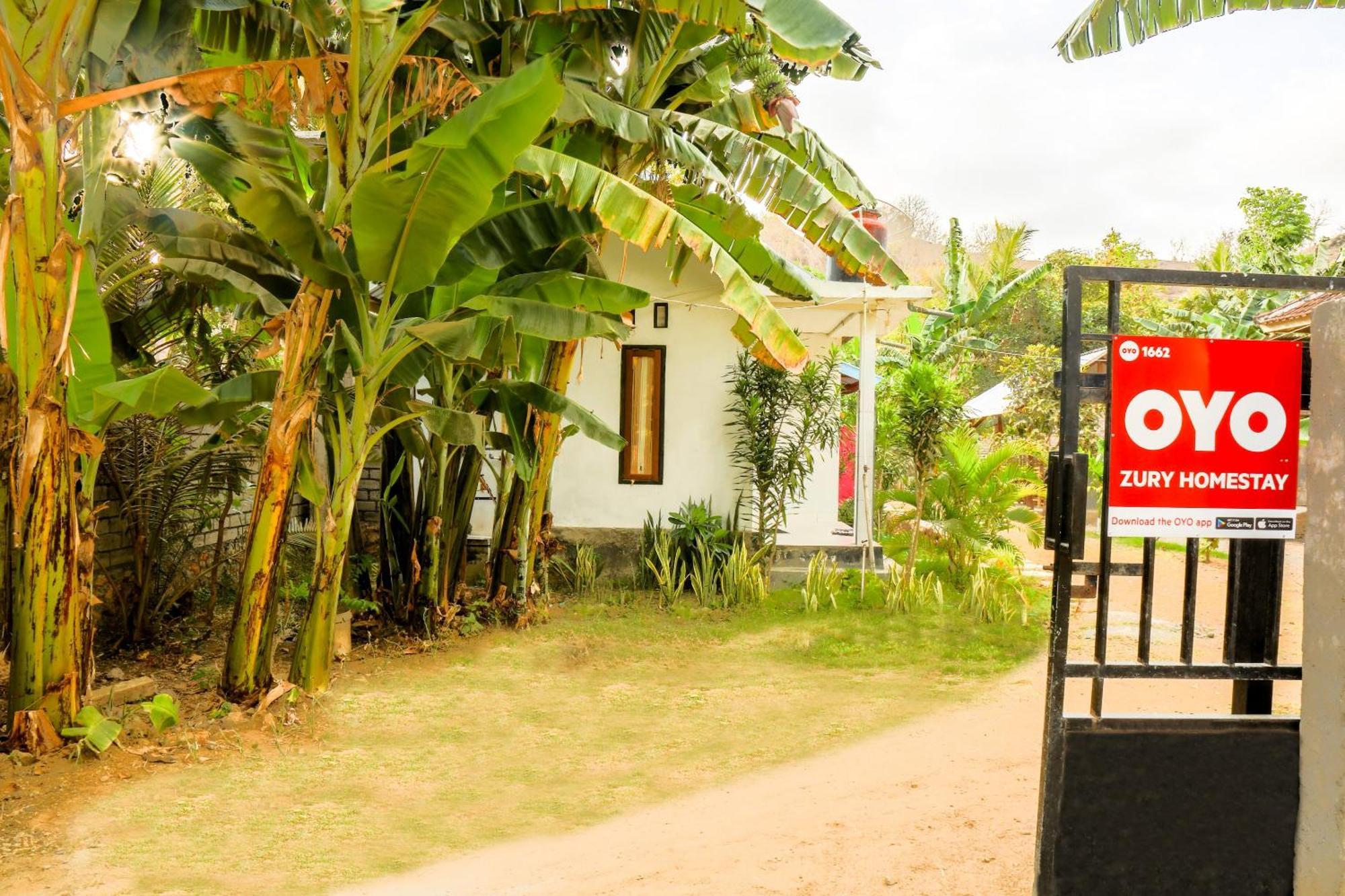 Oyo 1662 Zury Homestay Kuta  Екстер'єр фото