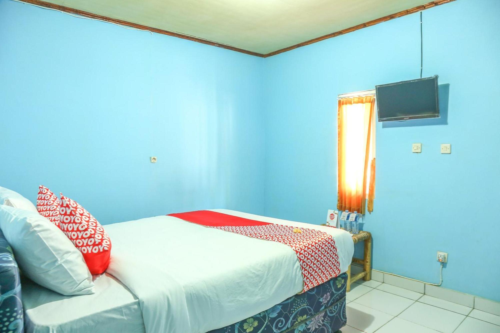 Oyo 1662 Zury Homestay Kuta  Екстер'єр фото